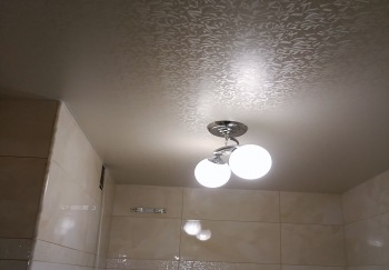 Фактурные натяжные потолки